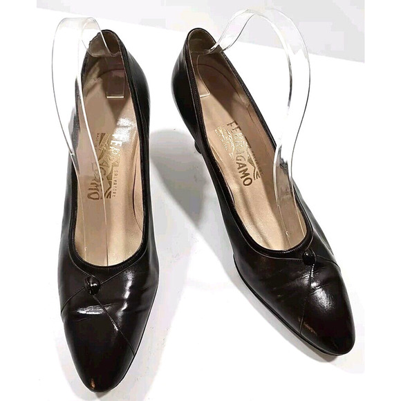 Salyatore Ferragamo ~Woman Size 10A~ Brown Leather Heels. - Picture 1 of 11